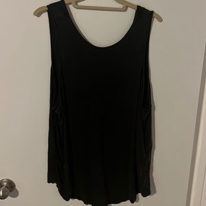 Ziya workout tank with knot on back